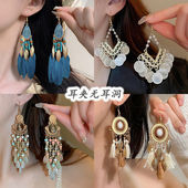 波西米亚风流苏出游无耳洞耳夹复古夸张串珠长羽毛度假拍照女耳环