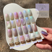 日本 INITY TOY‘S 现货 新款 OM星河猫眼极光偏光色甲油胶光疗胶