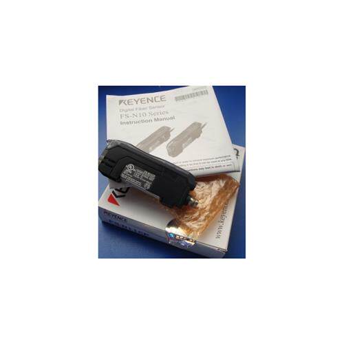 日本KEYENCE 光纤放大器FS-V31CP 全新原装正品