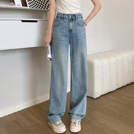 2026夏季新款Jeans阿凡牛A3341浅蓝宽松显瘦窄版女牛仔直筒阔腿裤