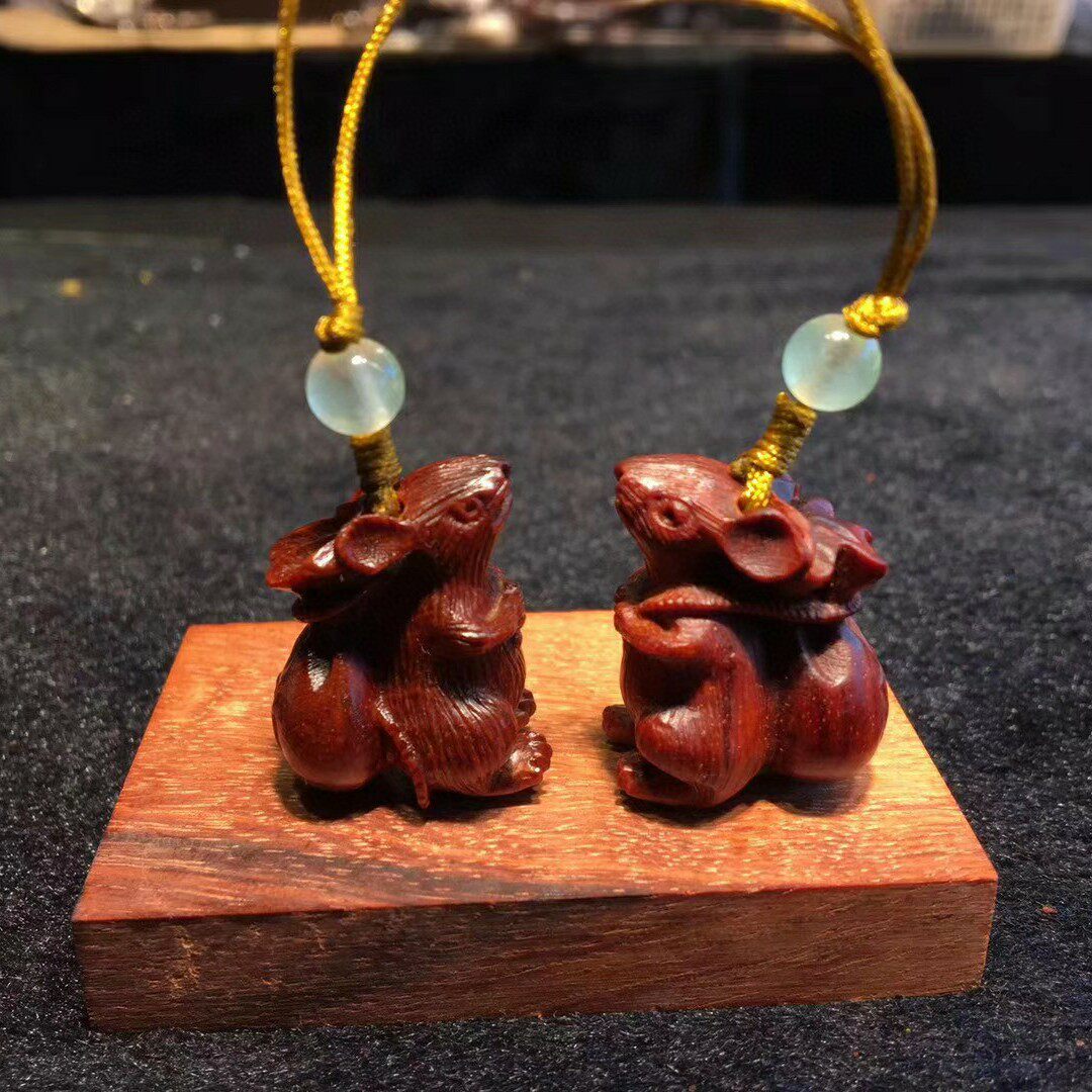 印度小叶紫檀老鼠属你好运红木生肖动物钥匙扣挂件夜夜数钱寓意好