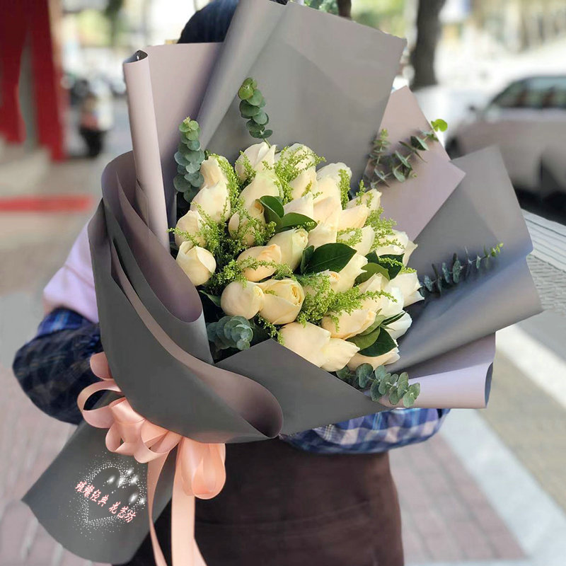 鞍山市 鲜花店 同城速送   玫瑰  鲜切花 圣诞 新年 礼物