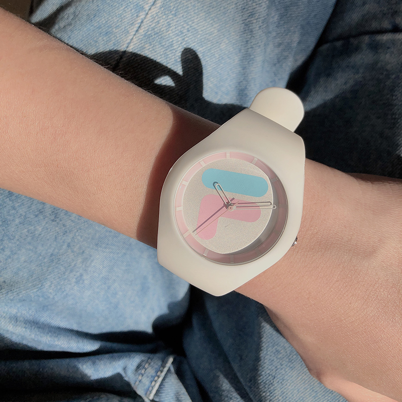 新品fila斐乐手表男女时尚简约