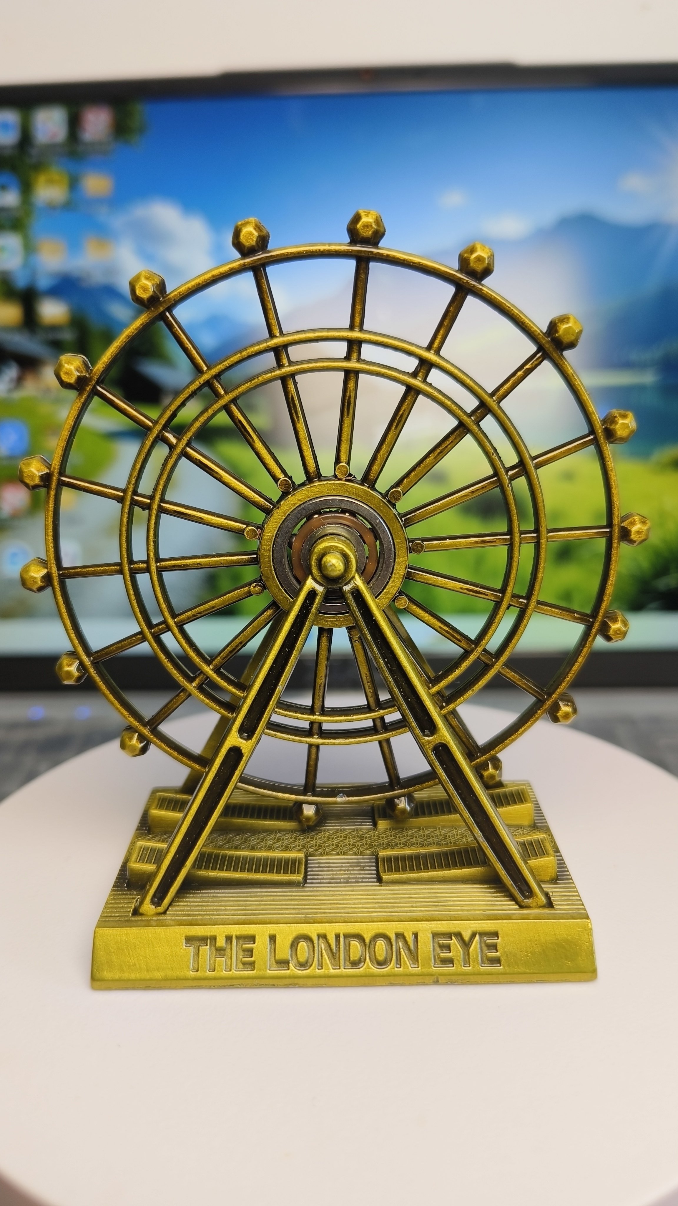 伦敦眼摩天轮摆件,THE LONDON EYE字样,合金饰品摆件