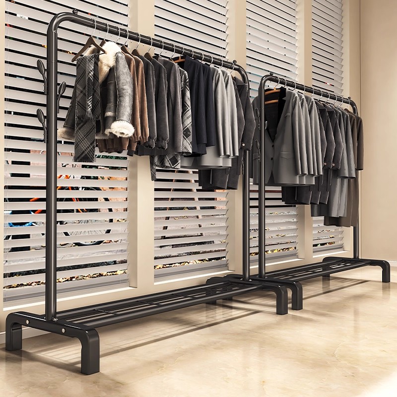 居家必备，耐用碳钢衣架