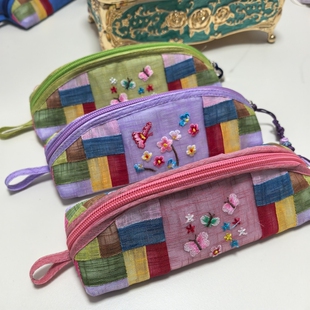 北京刺绣笔袋旅游纪念品拉链随手拼布包零钱包竹节纱面料收纳包