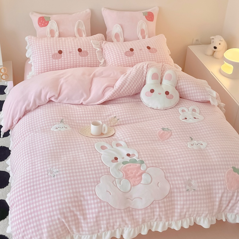送抱枕！可爱小兔子四件套牛奶绒