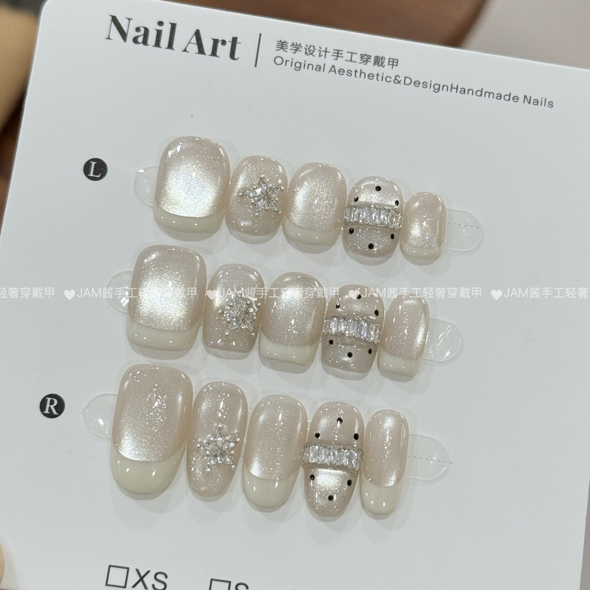 克拉恋人 新款纯手工穿戴甲短款雪花白色法式猫眼美甲贴片高级感,彩妆/香水/美妆工具,穿戴甲/甲片,淘宝优惠券,粉丝福利购,淘宝优惠卷