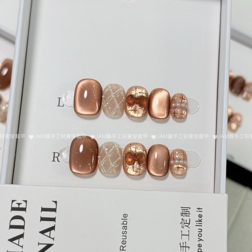 小香风 新款纯手工穿戴甲短款手绘小香风猫眼穿戴美甲中长款显白