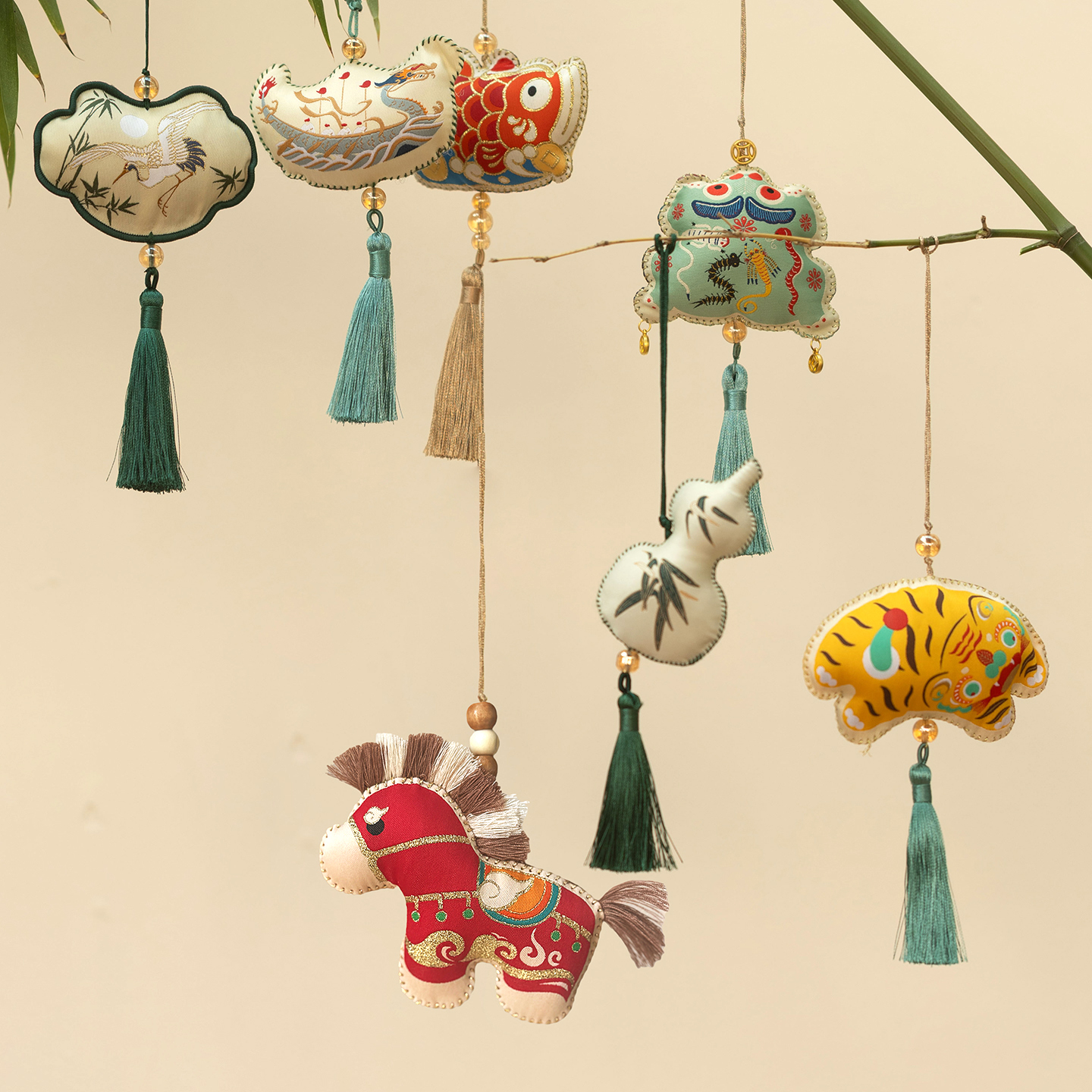 马年艾草中药香囊刺绣香包挂件手工diy材料包元旦节新年礼物礼品