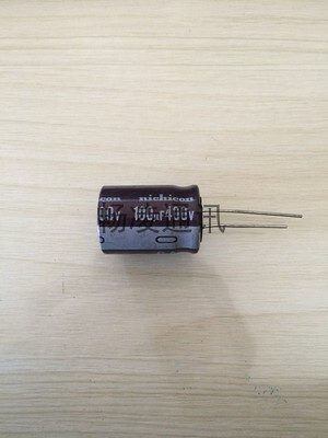 直插铝电解电容 100UF 400V 18*25MM 插件 400V100UF 18x25mm
