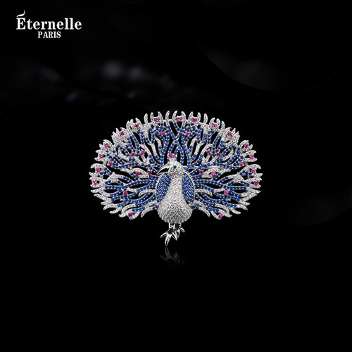 Eternelle珠宝款孔雀胸针