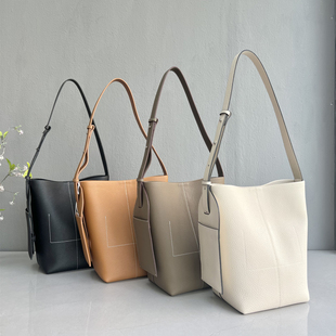 小众设计水桶包 国内公司单撤柜清仓真皮时尚 捡漏 吊牌价900