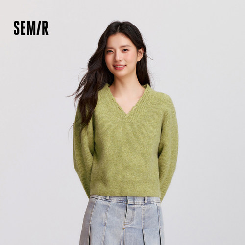 森马含羊毛破洞V领短款毛衣女