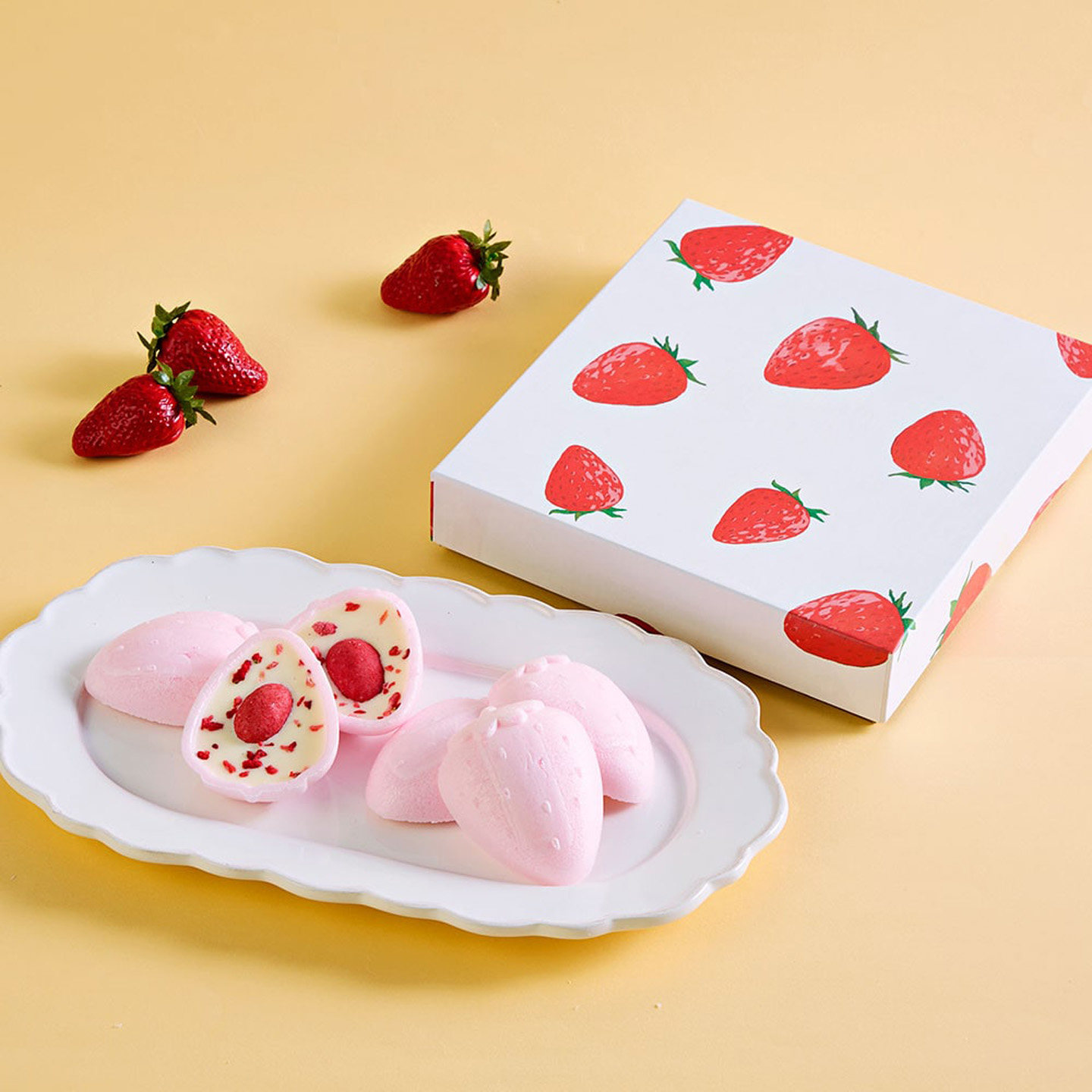 日本 春季限定 杏仁莓果X白巧克力草莓最中 盒装 6枚