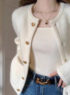 轻奢小香风毛衣外套女秋冬高级感外搭气质短款上衣白色貂绒开衫