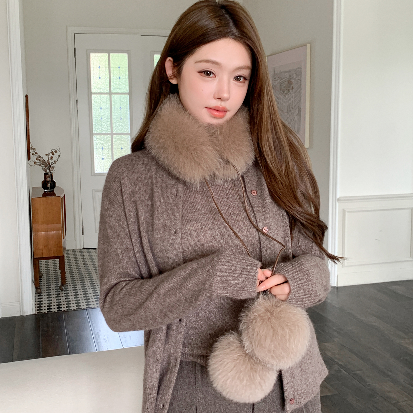 佰搭温暖双面毛进口芬兰狐狸毛球球围巾年轻款秋冬新款皮草围脖女