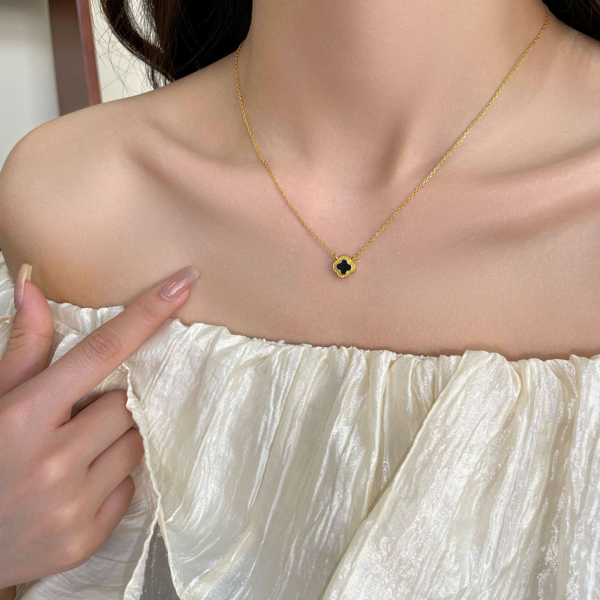 2026新款S925银四叶草时尚经典黑玛瑙简约百搭小众设计项链吊坠女