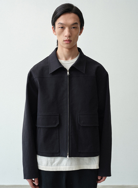 ROYA丨藏青色袋盖贴袋翻领双开拉链高密棉斜纹短夹克Boxy-fit剪裁