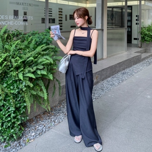 深蓝色高级感时尚套装女2025夏新款气质显瘦吊带上衣阔腿裤两件套图片