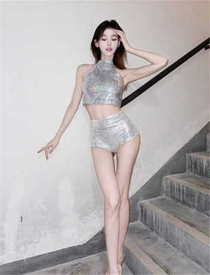 挂脖IZONE显瘦日系潮牌新款T恤