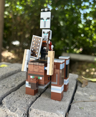 我的世界劫掠兽掠夺者积木玩具