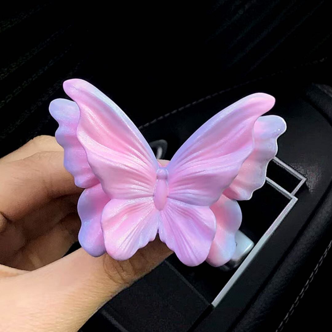 蝴蝶出风口装饰车载香薰汽车香氛花朵扩香石车内饰摆件石膏娃娃