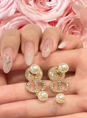 天使猫 2025韦雪同款流苏吊坠珍珠耳环CD字母高级轻奢