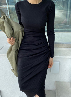 2024年春季新款圆领长袖修身包臀当打底裙皱褶显瘦遮肚不规则长裙