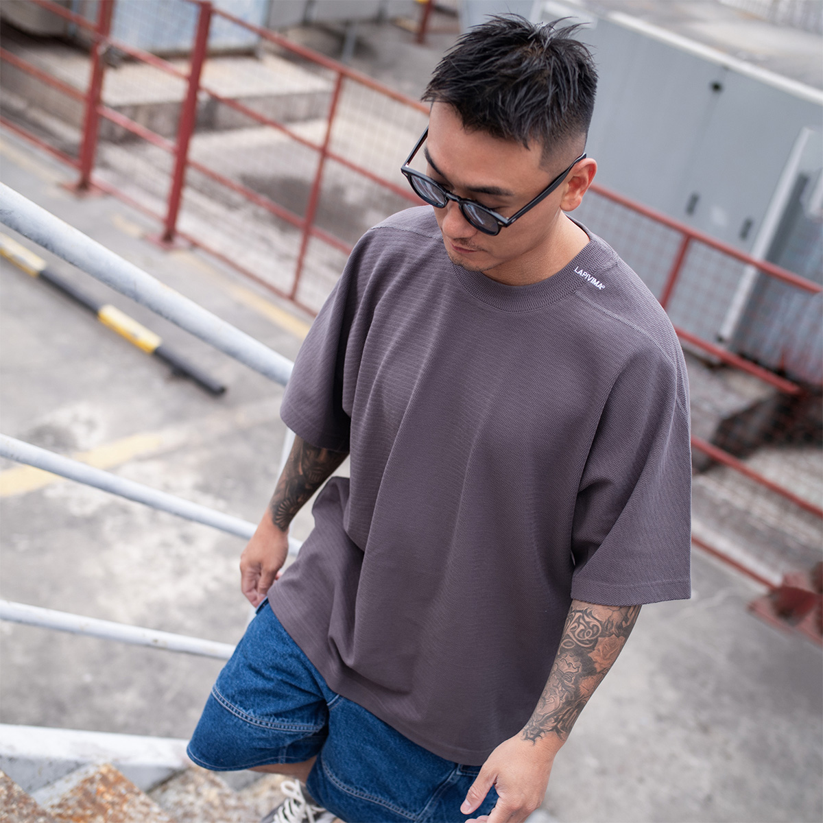 LAPIVIMA 25 WIDE STRUCTURAL CREWNECK 宽结构圆领纯色短袖T恤