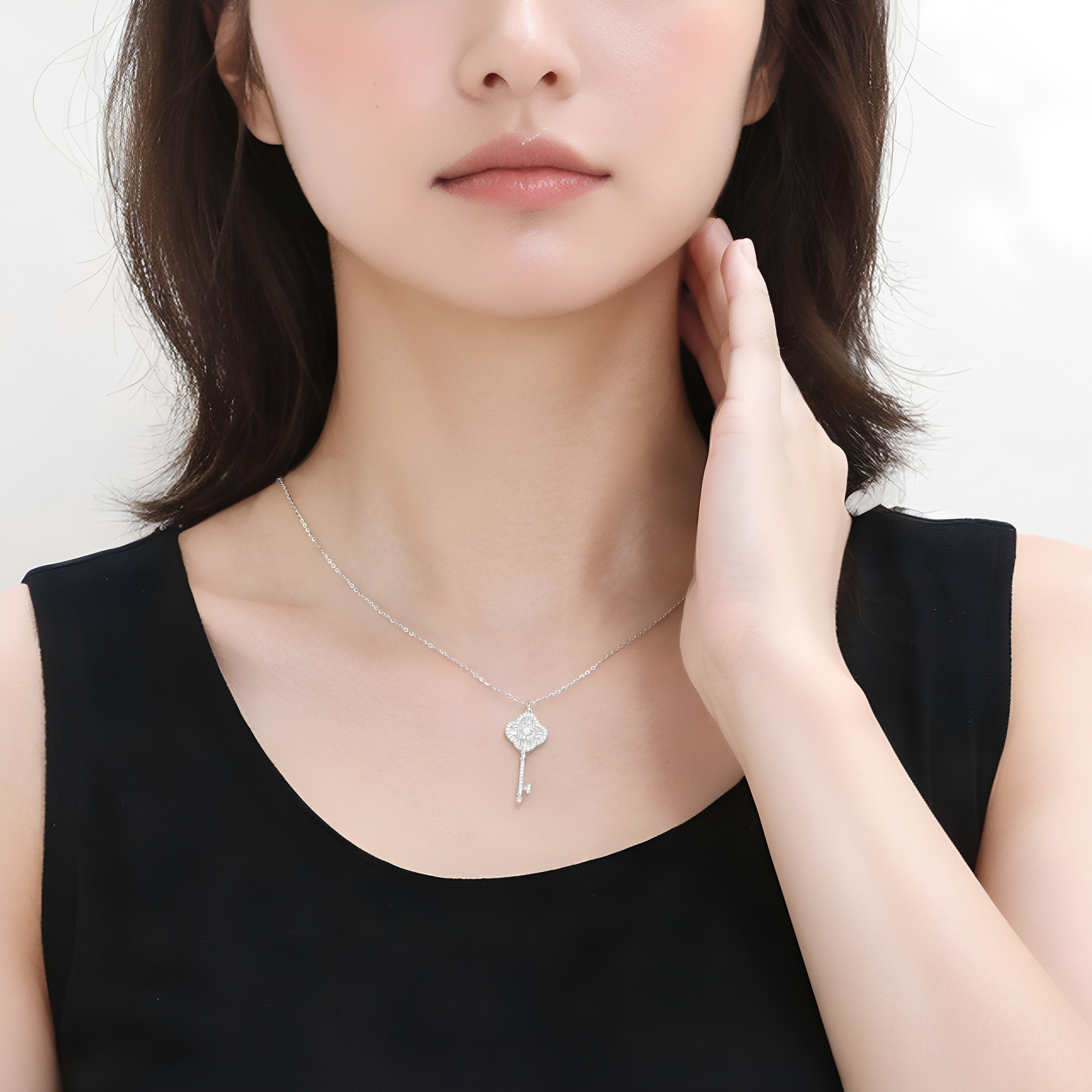 S925纯银莫桑石爱情之锁项链女