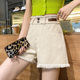 女夏季 薄款 2024年新款 米白色牛仔短裤 高腰显瘦毛边阔腿a字热裤 子