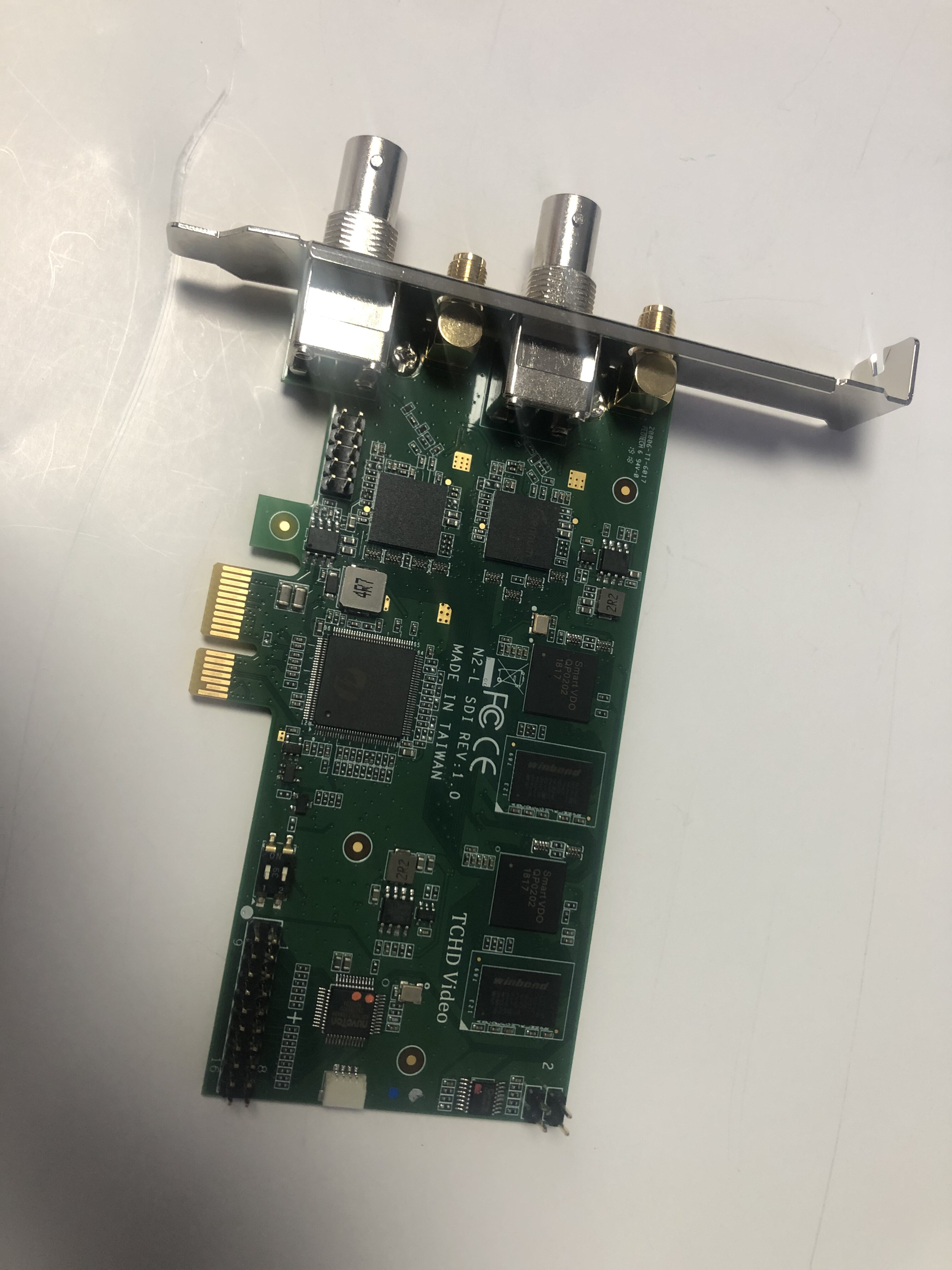 裸卡实物拍摄-天创恒达tc-542n2sdi采集卡2路高清导播直播录播