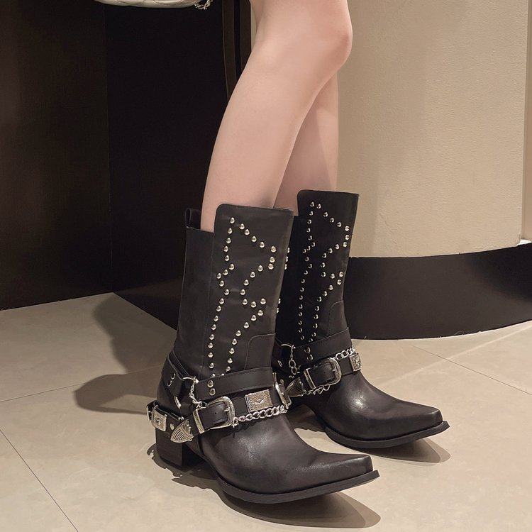 黑色短靴女马丁靴朋克风金属西部牛仔靴铆钉尖头切尔西裤管靴,女鞋,西部靴,淘宝优惠券,粉丝福利购,淘宝优惠卷