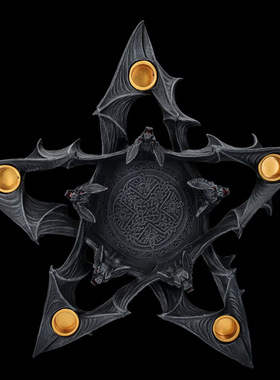 跨境新品哥特式万圣节五角星蝙蝠烛台树脂工艺家居桌面装饰品摆件