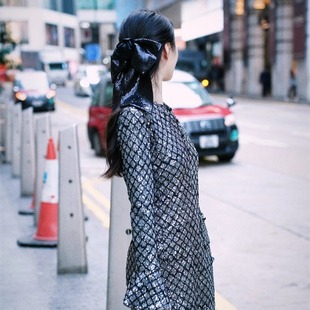 NOTHING 银河之星亮片格纹连衣裙 NINE