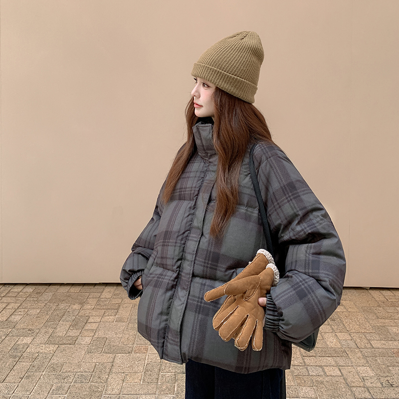 现货2025冬季新款90白鸭绒短款羽绒服137-5085-P290-控438，女装羽绒服，浙宝137