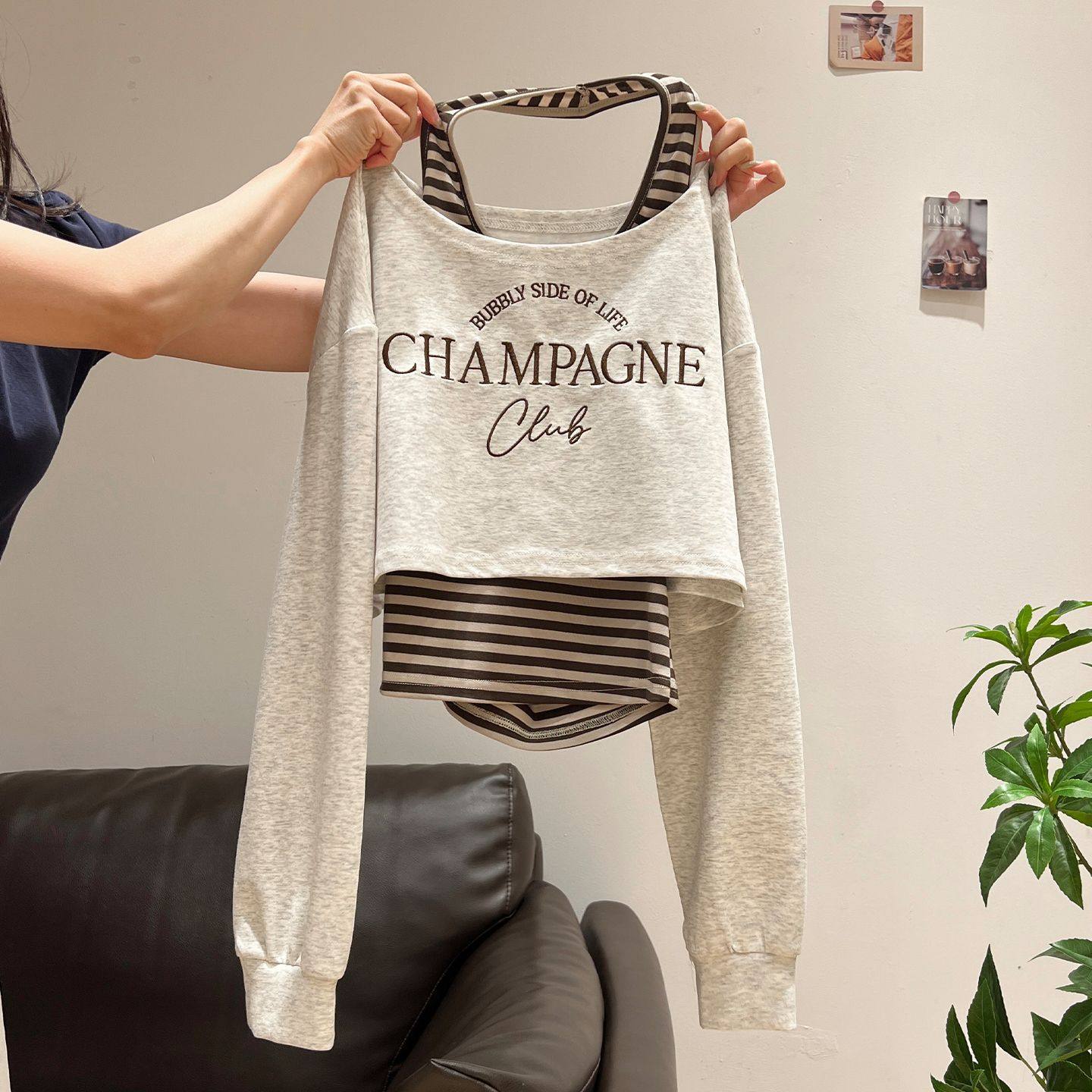 春秋季灰色斜肩长袖T恤女秋季新款条纹挂脖背心辣妹修身两件套T恤,女装/女士精品,T恤,淘宝优惠券,粉丝福利购,淘宝优惠卷