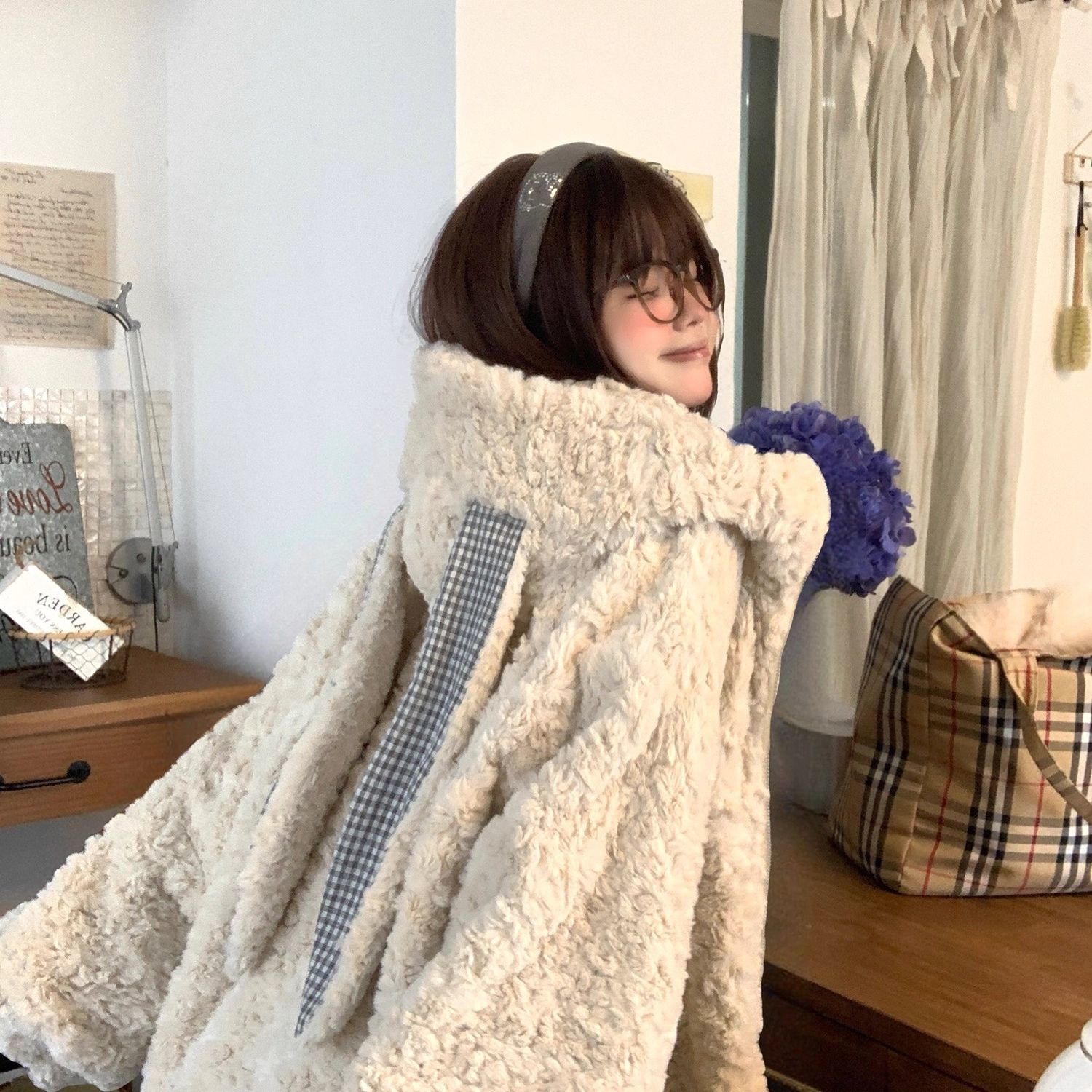 秋冬季可爱兔耳朵加绒外套女百搭新款秋冬毛茸茸洋气加厚上衣潮