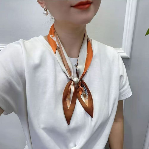 新款百搭护颈长条丝巾珍珠磁吸扣