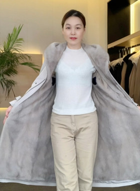 女士银蓝水貂派克服大衣