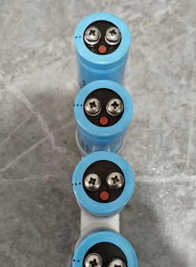 CDE大D电容，12000μF 30V，蓝色，型号5.询价