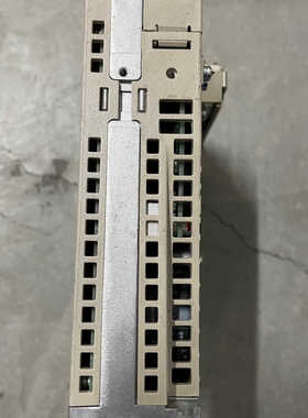 YASAKWA SGDV-R70AE1A Servo Dri.询价