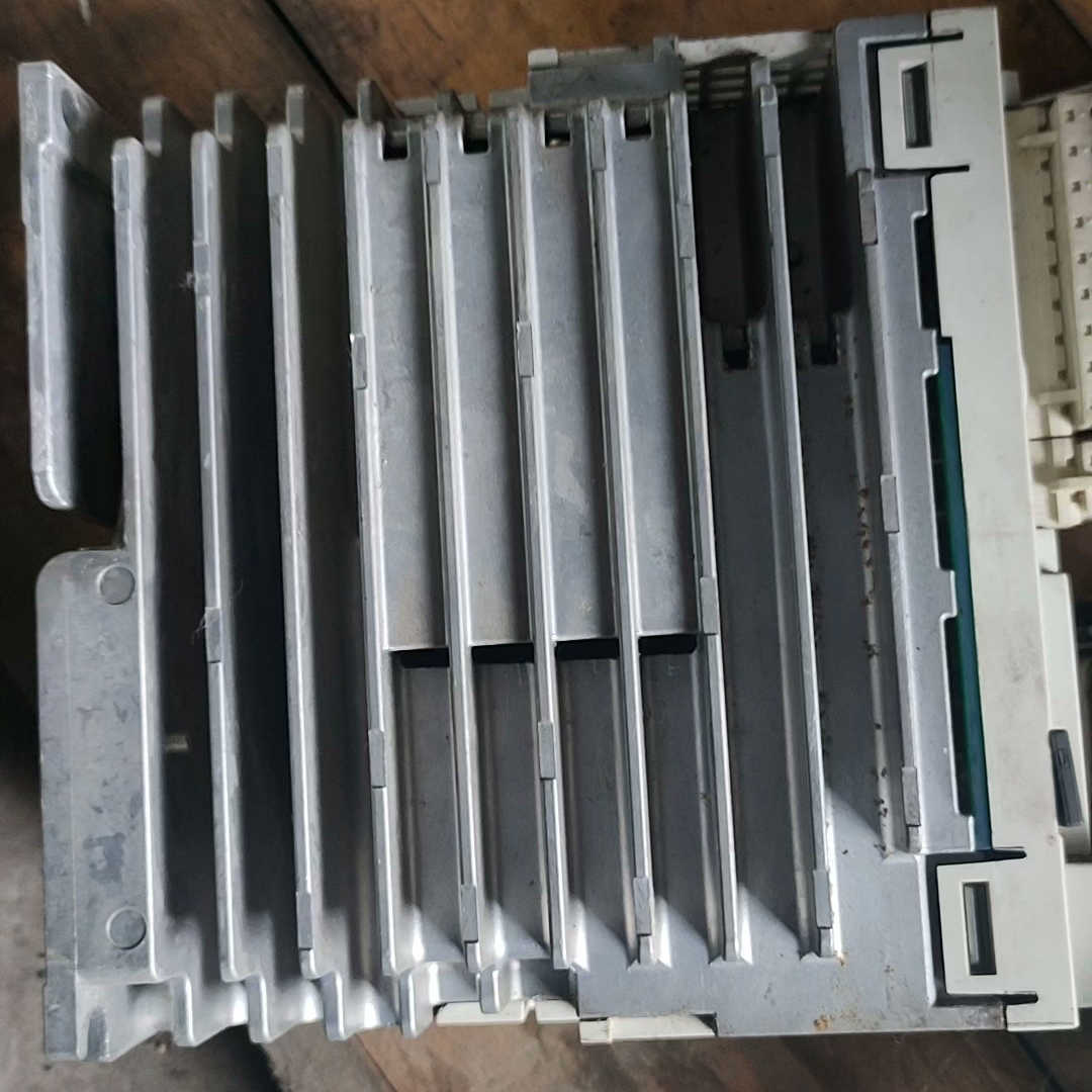 LECSA2-S4 伺服驱动器，.询价