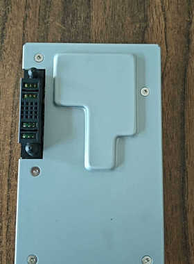 IBM  V7000  两片00AR301   4片00AR.询价