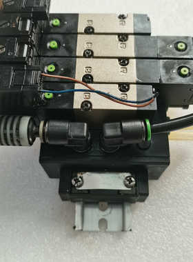 电磁阀组  CKD 喜开理  4KB119-C3，4KB14.询价