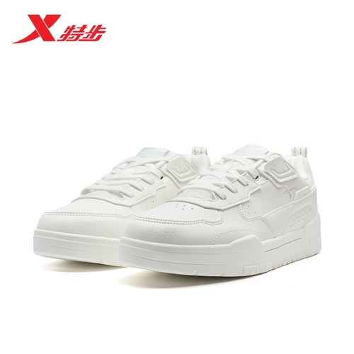 特步2025冬季新品创新小板975419310048板鞋