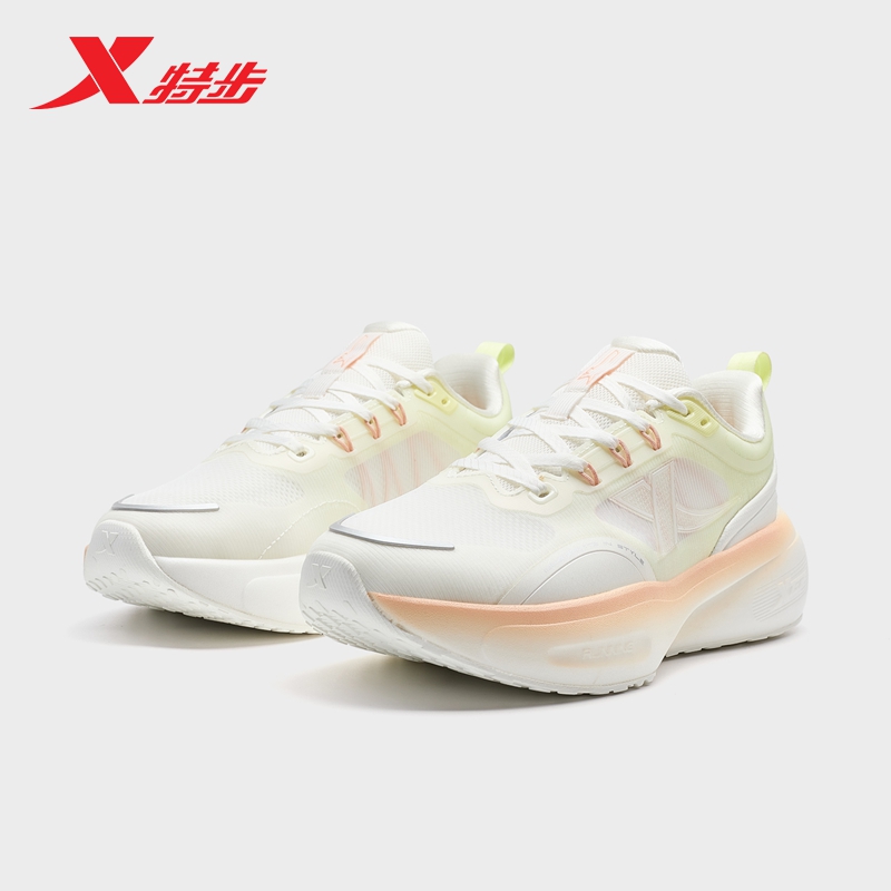 轻质减震回弹女跑步鞋特步玄翎5