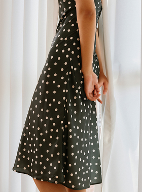 DEFINE法式吊带连衣裙女丝质复古波点气质小众2025春夏季度假裙子