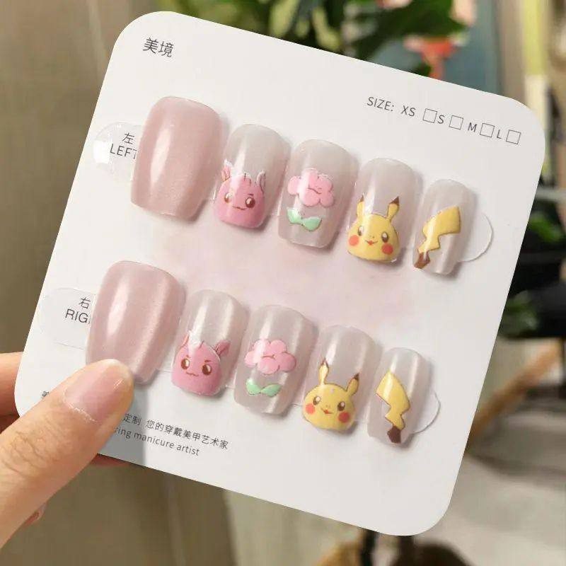 手工儿童美甲穿戴甲感短款动漫皮卡丘猫眼假指甲贴2026年新款,彩妆/香水/美妆工具,美甲工具,淘宝优惠券,粉丝福利购,淘宝优惠卷
